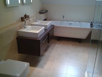 Tiling and Decorating 592228 Image 9
